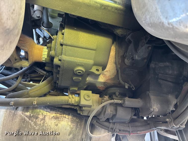 image for item ER7586 2018 Freightliner 114SD car carrier truck