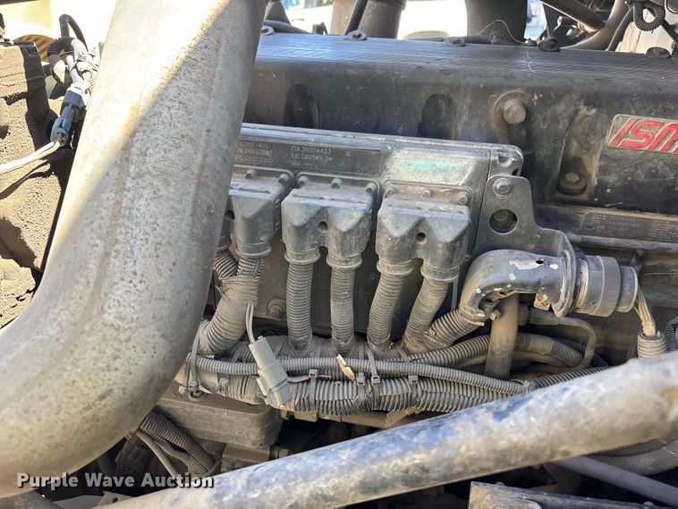 image for item ER7599 2001 Freightliner FLD112 water truck