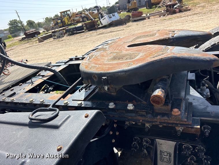 image for item ET0327 2015 Caterpillar CT660 semi truck