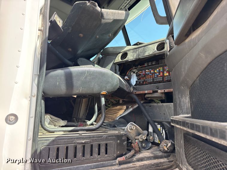 image for item ET0327 2015 Caterpillar CT660 semi truck