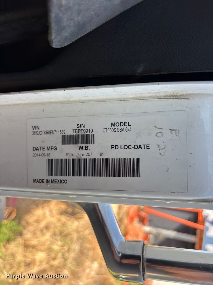 image for item ET0327 2015 Caterpillar CT660 semi truck