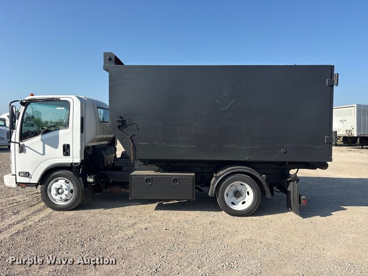 image for item ET0333 2014 Isuzu NPR roll-off container truck