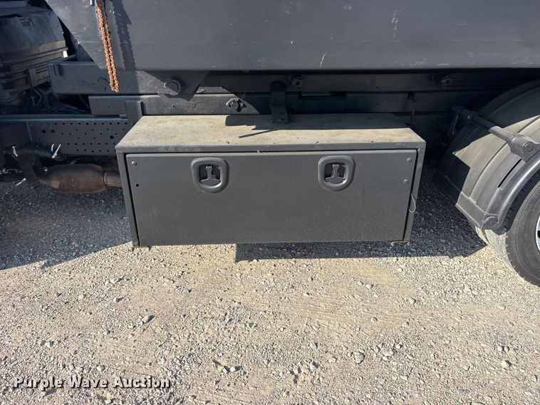 image for item ET0333 2014 Isuzu NPR roll-off container truck