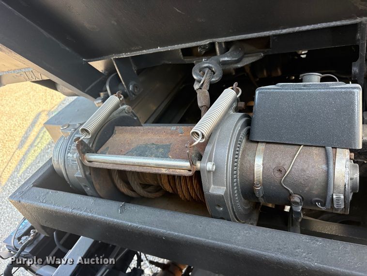 image for item ET0333 2014 Isuzu NPR roll-off container truck