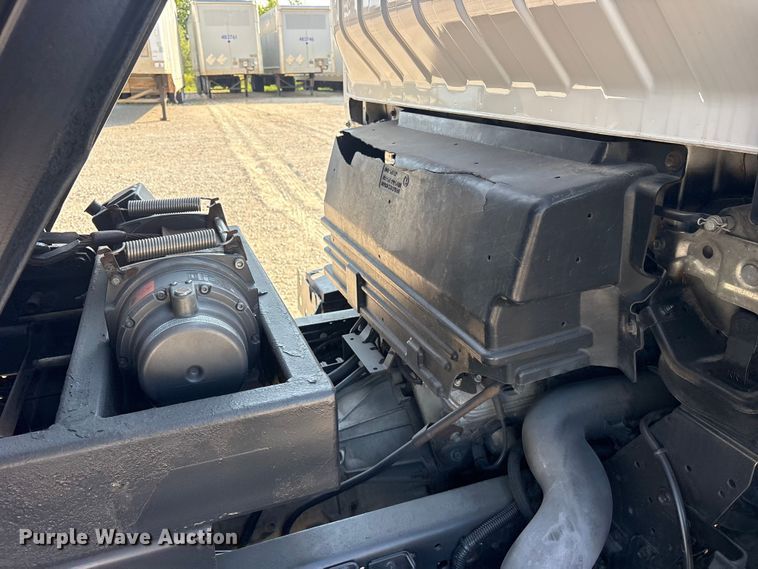 image for item ET0333 2014 Isuzu NPR roll-off container truck