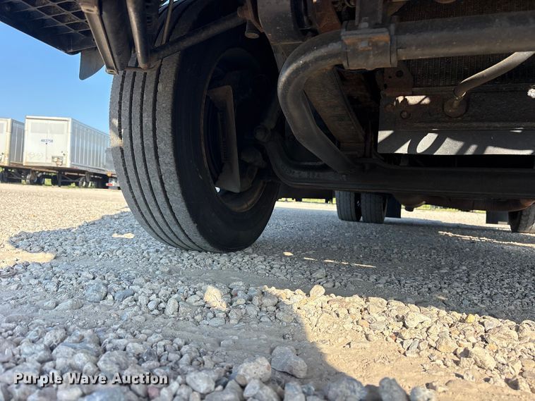 image for item ET0333 2014 Isuzu NPR roll-off container truck
