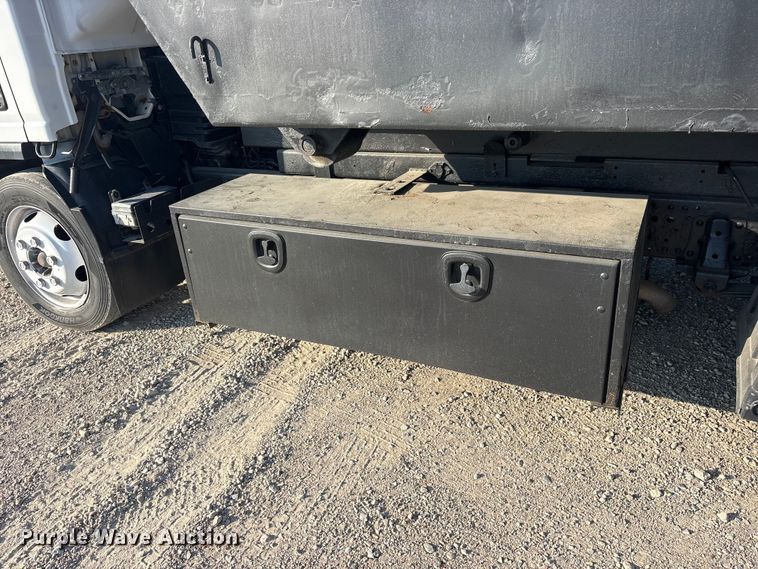 image for item ET0334 2016 Isuzu NPR roll-off container truck