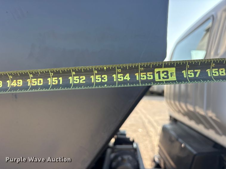 image for item ET0334 2016 Isuzu NPR roll-off container truck