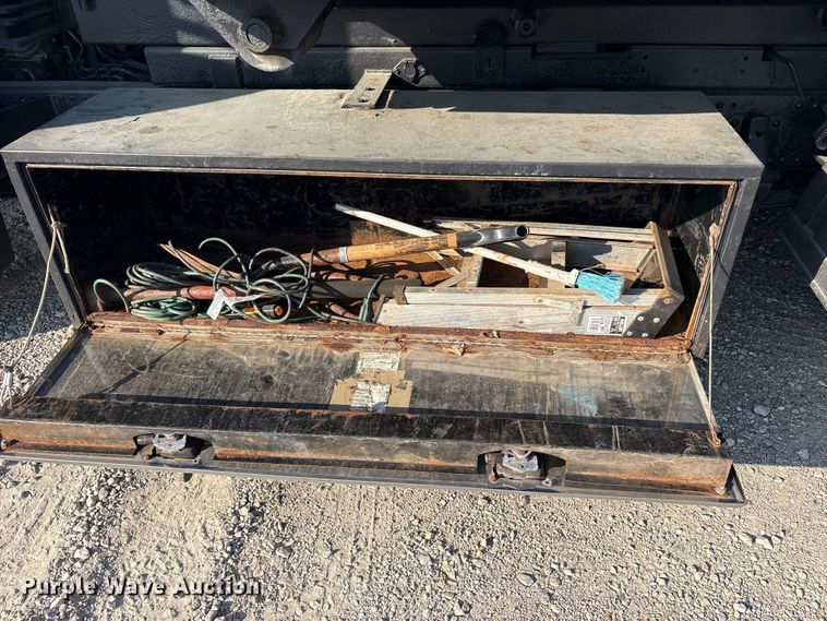 image for item ET0334 2016 Isuzu NPR roll-off container truck