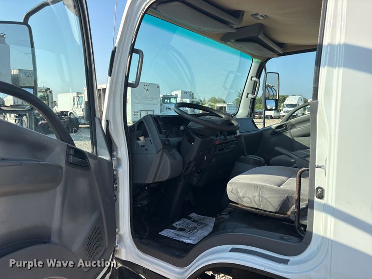image for item ET0334 2016 Isuzu NPR roll-off container truck