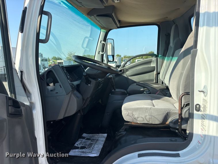 image for item ET0334 2016 Isuzu NPR roll-off container truck