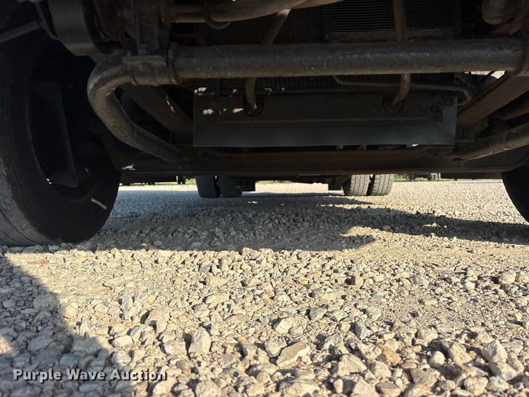 image for item ET0334 2016 Isuzu NPR roll-off container truck