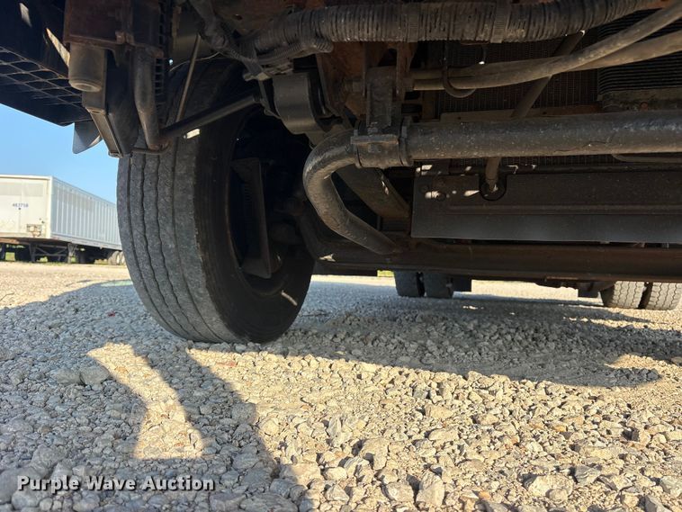 image for item ET0334 2016 Isuzu NPR roll-off container truck