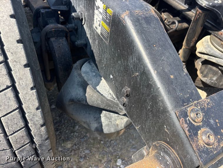 image for item ET0335 2007 Peterbilt 385 semi truck