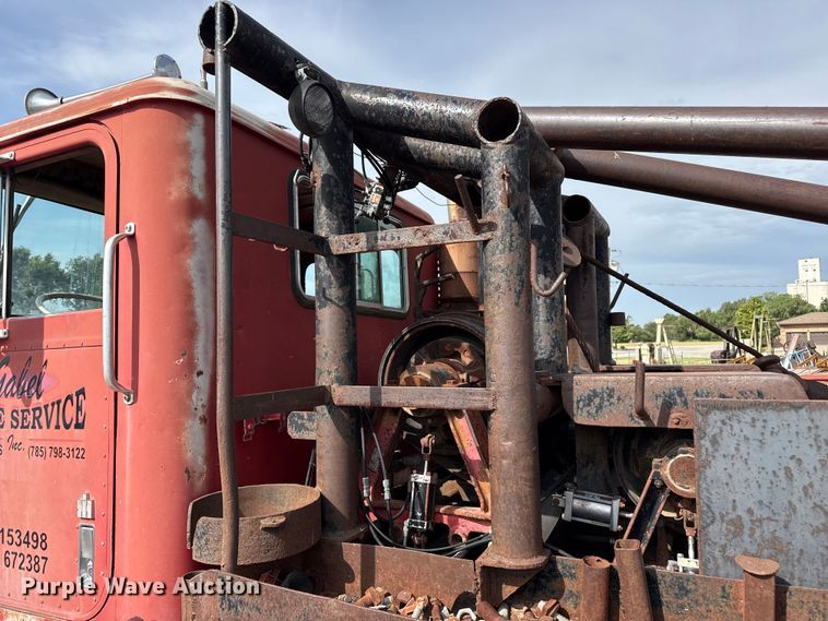 image for item EW4117 1979 International F-5070 winch truck