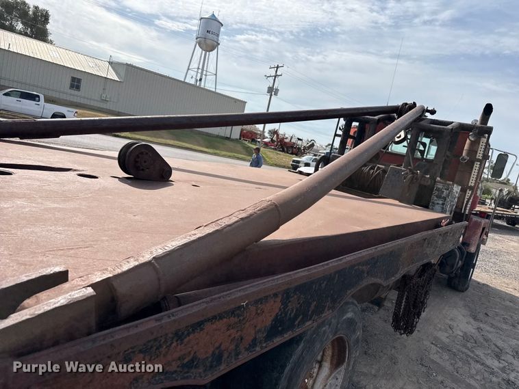 image for item EW4117 1979 International F-5070 winch truck