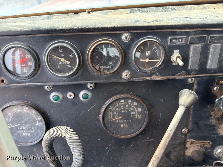 image for item EW4117 1979 International F-5070 winch truck