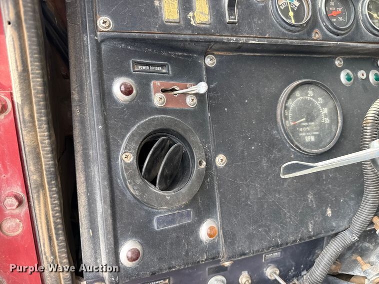 image for item EW4117 1979 International F-5070 winch truck