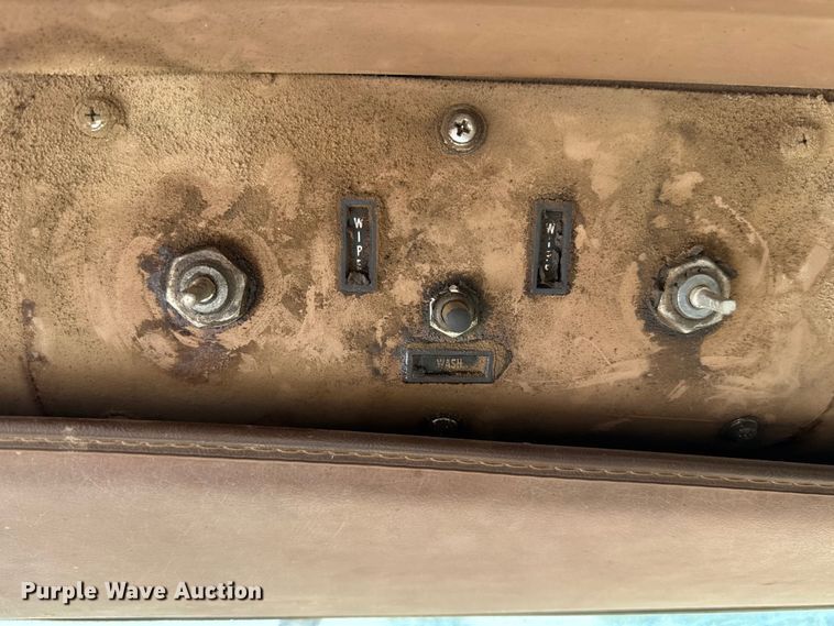 image for item EW4117 1979 International F-5070 winch truck
