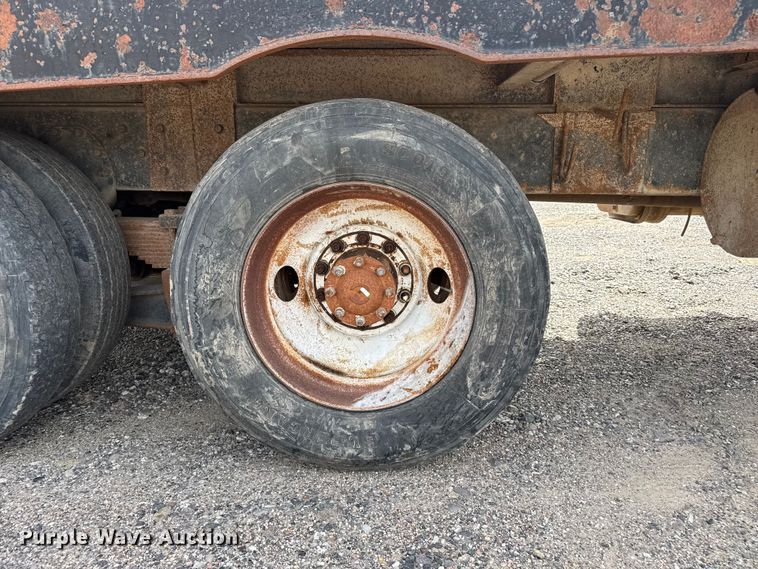 image for item EW4117 1979 International F-5070 winch truck