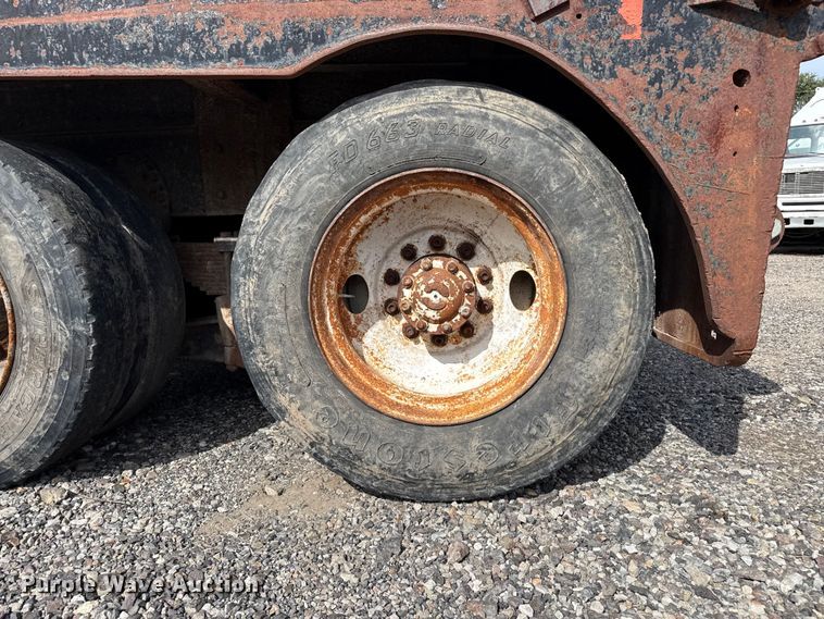 image for item EW4117 1979 International F-5070 winch truck