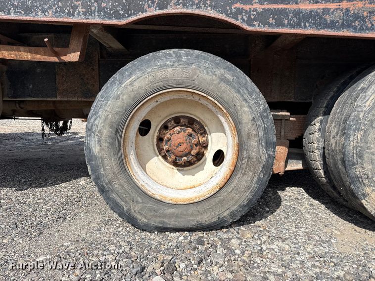 image for item EW4117 1979 International F-5070 winch truck