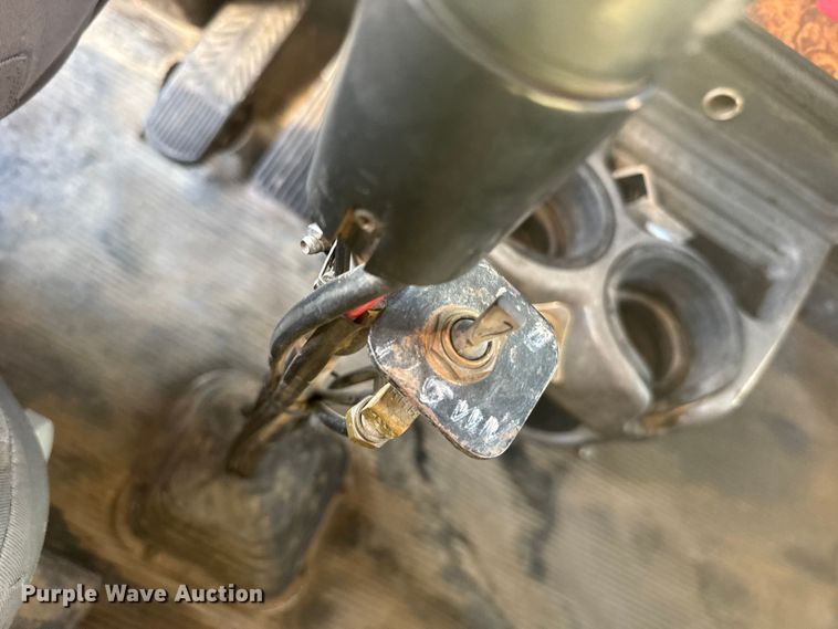 image for item EW4979 2002 Kenworth W900 semi truck