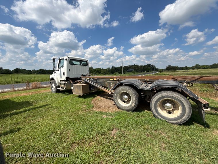 image for item EX2099 2007 Freightliner Business Class M2  roll-off container truck