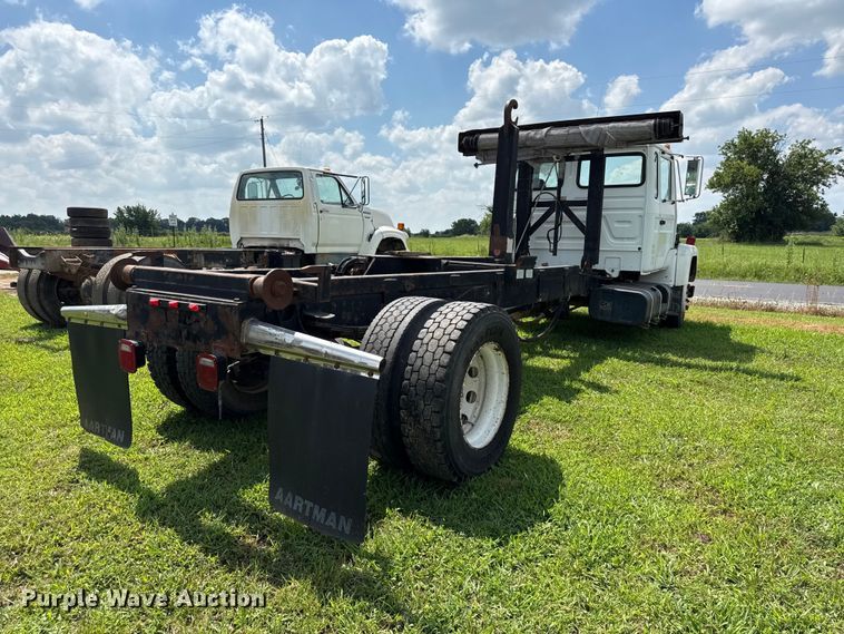 image for item EX2101 1998 Mack CS roll-off container truck