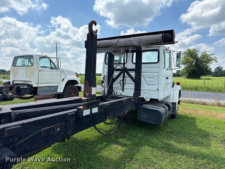 image for item EX2101 1998 Mack CS roll-off container truck