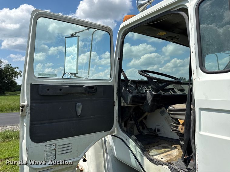 image for item EX2101 1998 Mack CS roll-off container truck