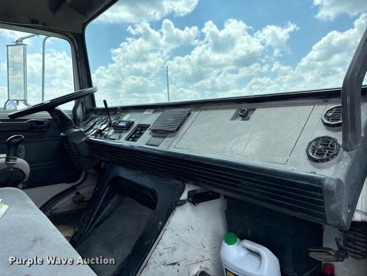 image for item EX2101 1998 Mack CS roll-off container truck