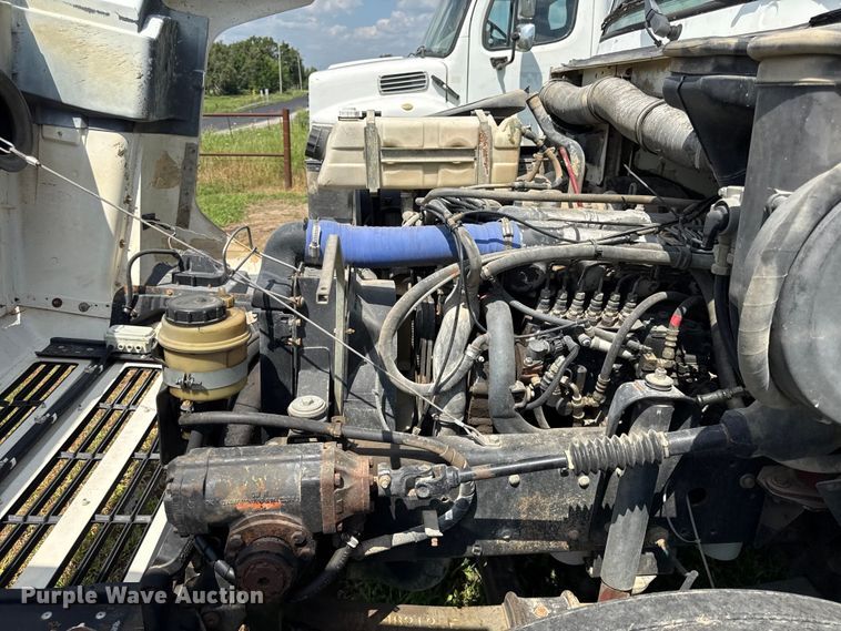 image for item EX2101 1998 Mack CS roll-off container truck