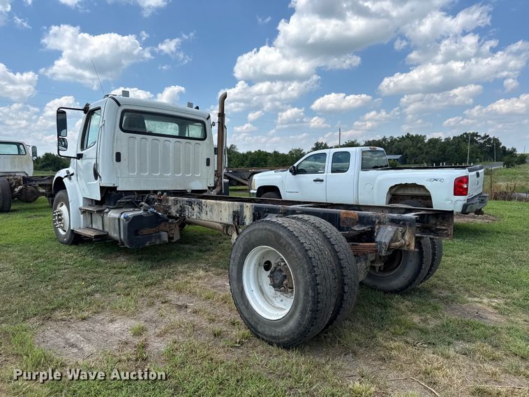 image for item EX2103 2014 Freightliner Business Class M2 semi truck