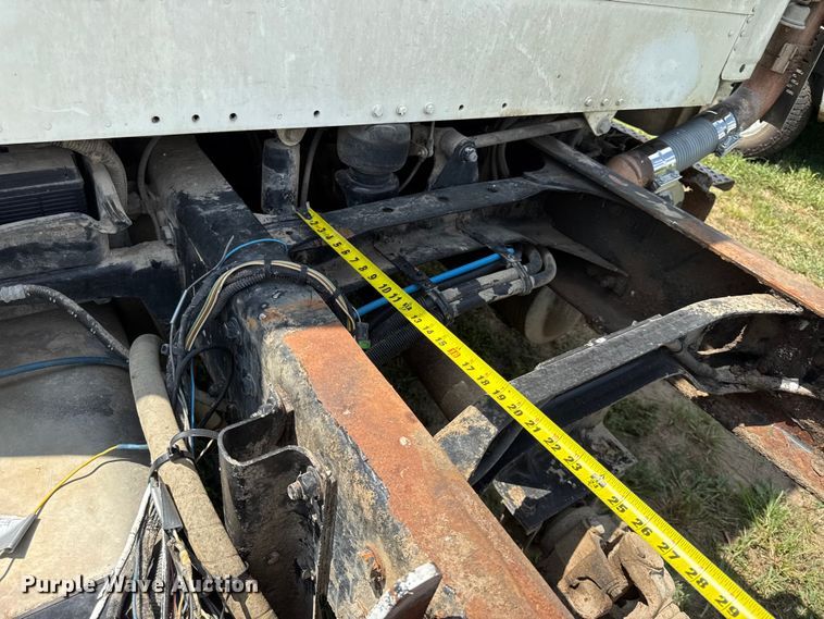 image for item EX2103 2014 Freightliner Business Class M2 semi truck