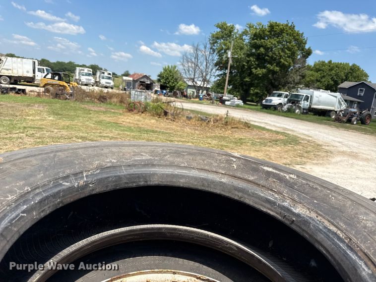 image for item EX2107 (6) tires