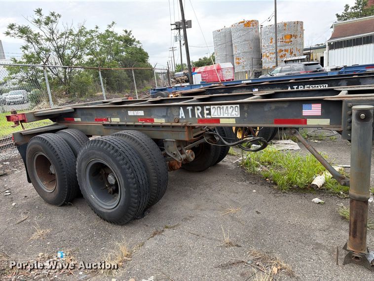 image for item EX3038 1983 container trailer