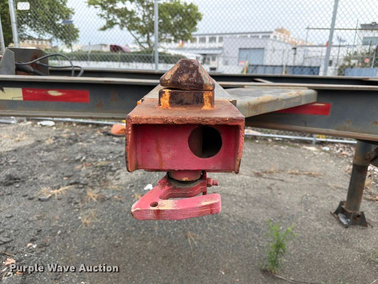 image for item EX3038 1983 container trailer