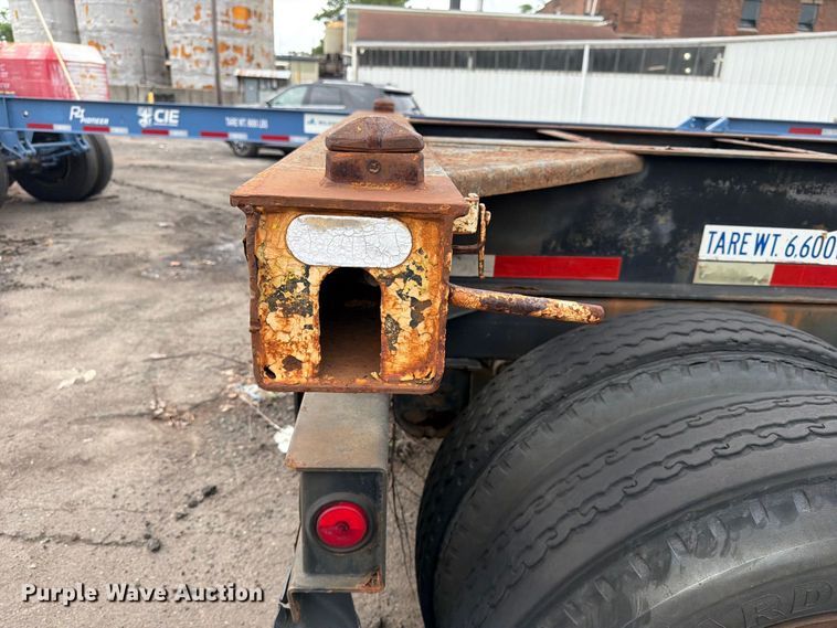 image for item EX3039 1973 GIN container trailer