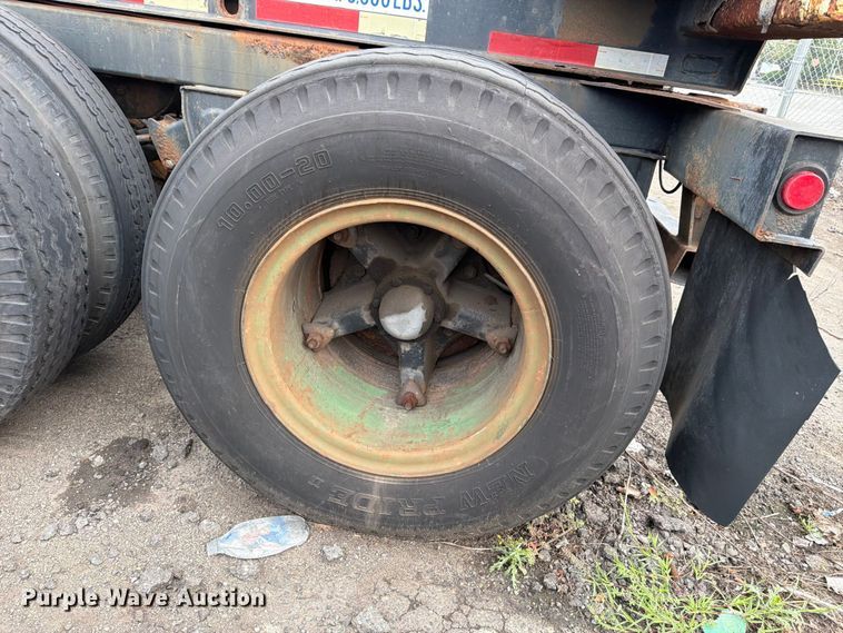 image for item EX3039 1973 GIN container trailer