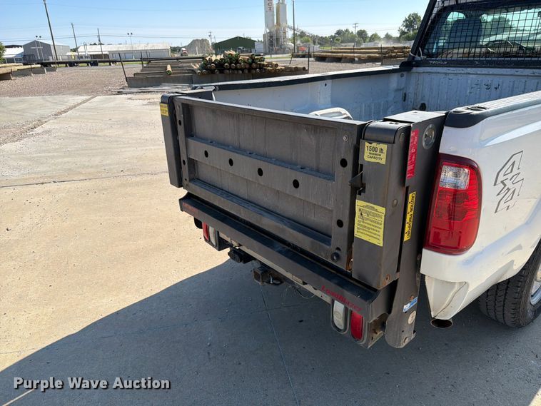 image for item EX4587 2011 Ford F250 Super Duty pickup truck