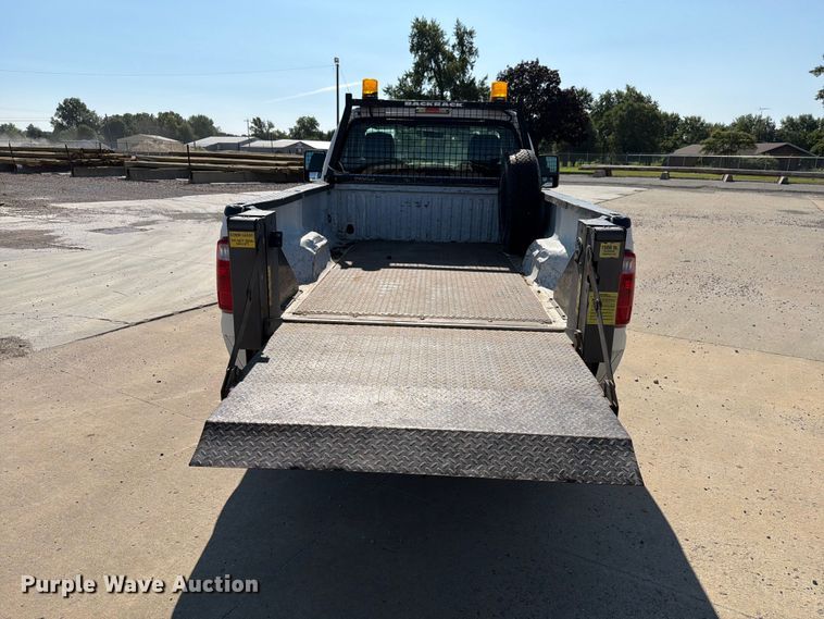 image for item EX4587 2011 Ford F250 Super Duty pickup truck