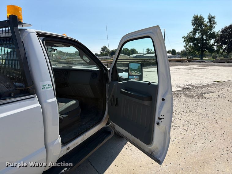 image for item EX4587 2011 Ford F250 Super Duty pickup truck