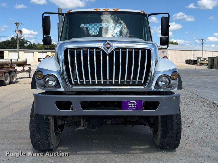 image for item EX4591 2012 International WorkStar 7300 flatbed truck