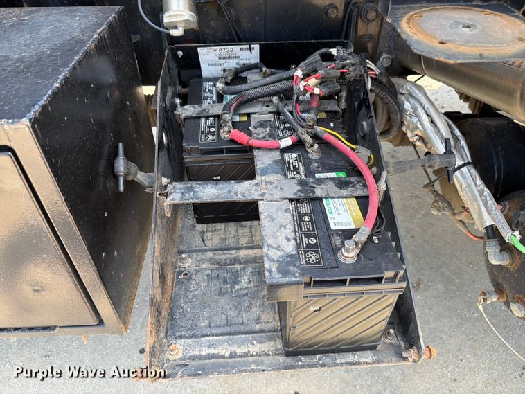 image for item EX4591 2012 International WorkStar 7300 flatbed truck