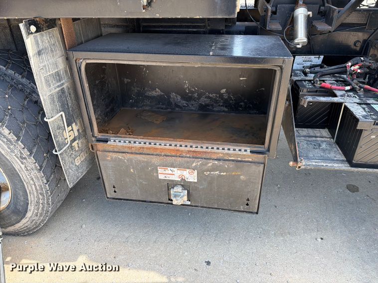 image for item EX4591 2012 International WorkStar 7300 flatbed truck