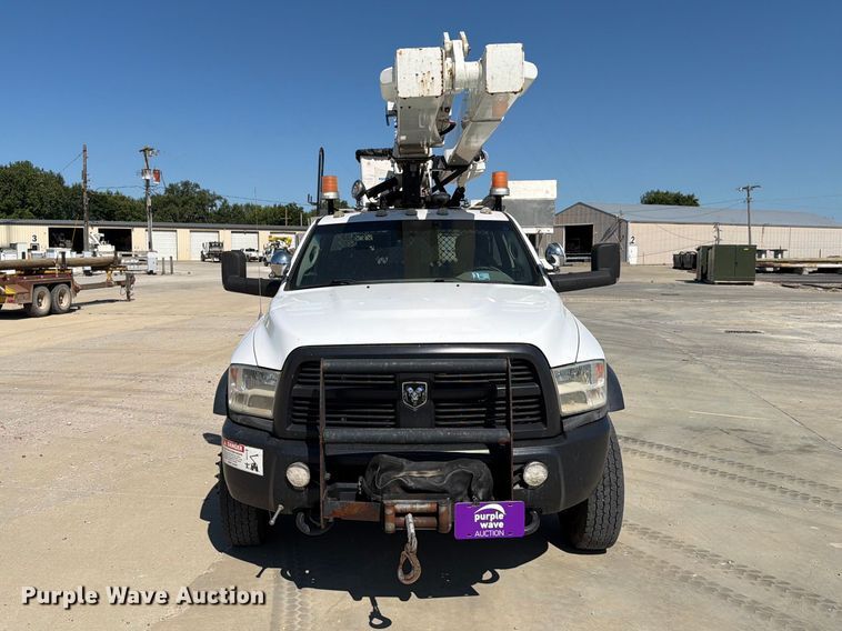 image for item EX4592 2012 Dodge RAM 5500 Heavy Duty bucket truck