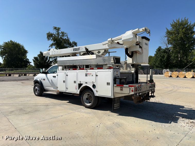 image for item EX4592 2012 Dodge RAM 5500 Heavy Duty bucket truck