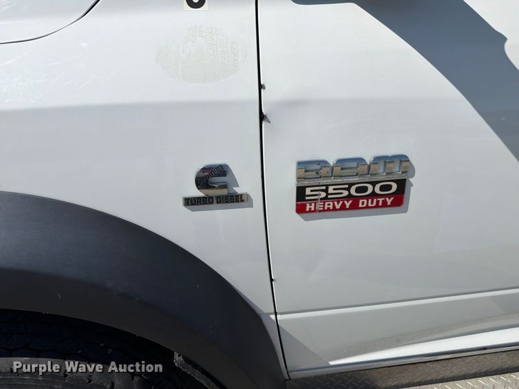image for item EX4592 2012 Dodge RAM 5500 Heavy Duty bucket truck