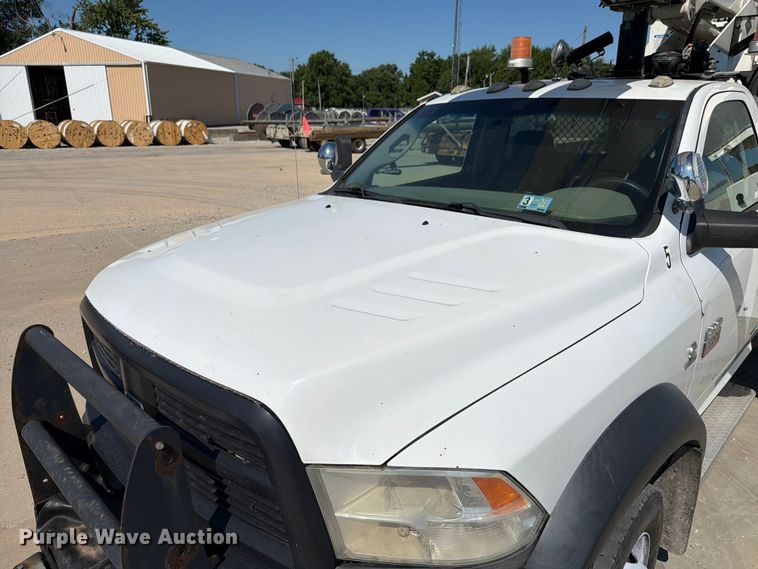 image for item EX4592 2012 Dodge RAM 5500 Heavy Duty bucket truck